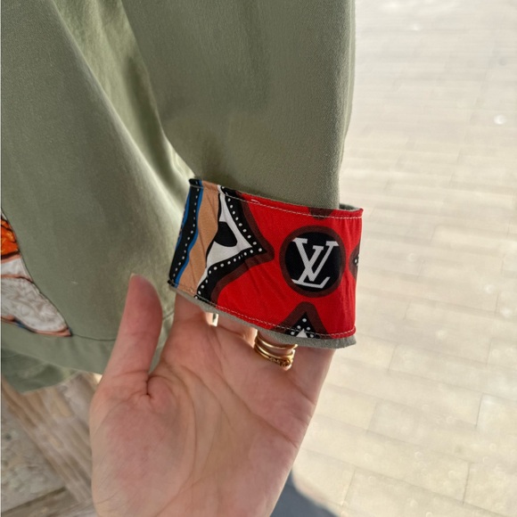 Louis Vuitton Olive Jacket with Vibrant Pattern - Picture 4 of 9